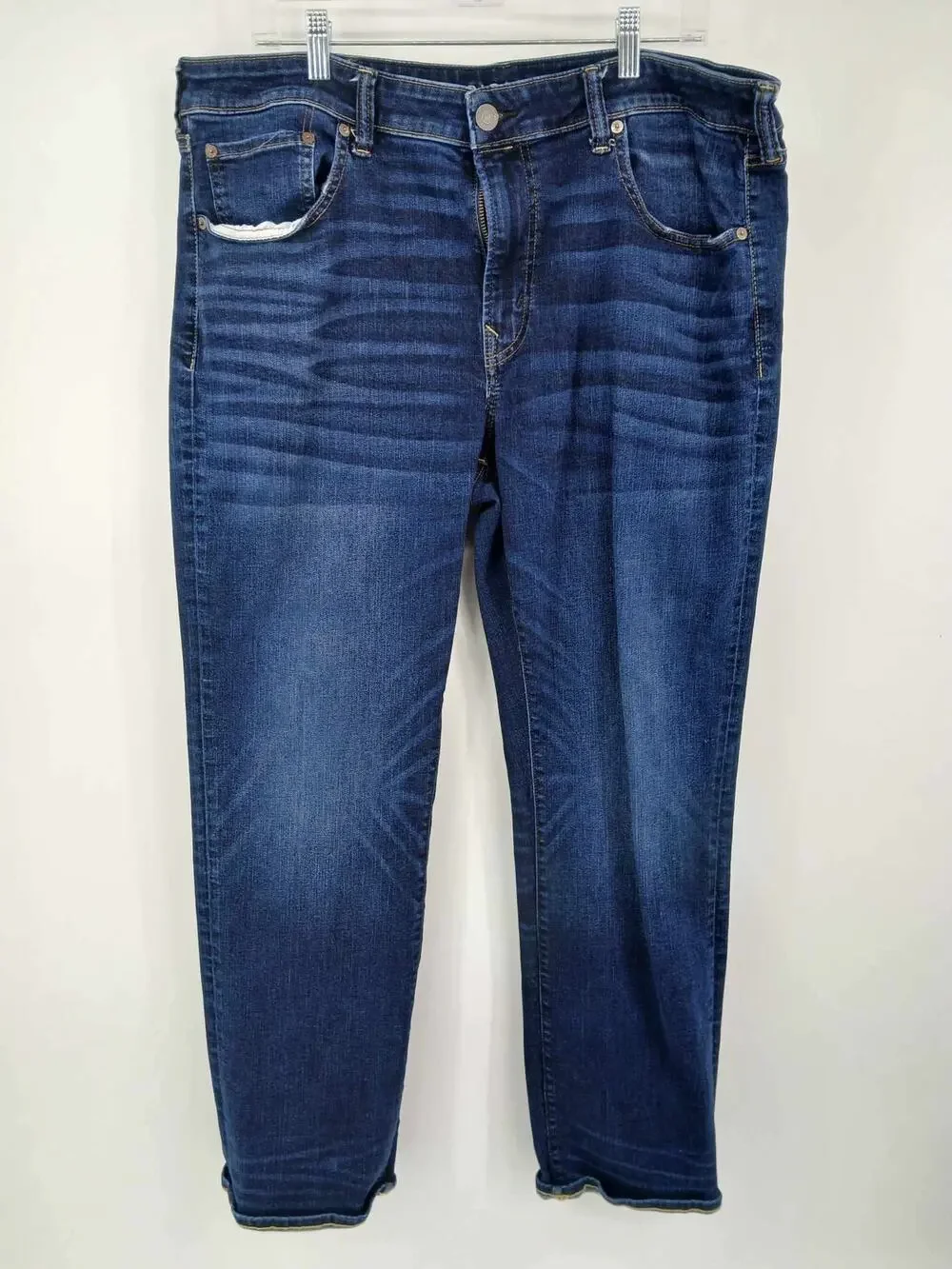American Eagle men’s straight jeans (38/32)